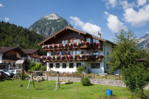 Gasthaus-Pension Golfvilla